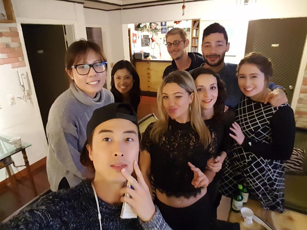 Comeinn Guesthouse Hongdae - Female Only Seul Esterno foto