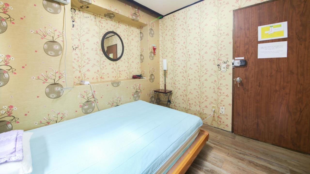Comeinn Guesthouse Hongdae - Female Only Seul Esterno foto