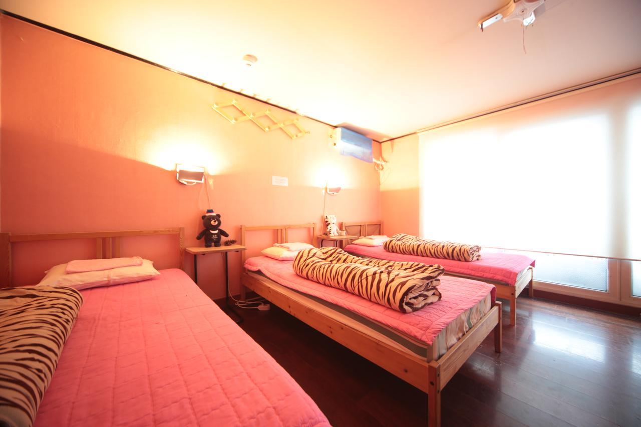 Comeinn Guesthouse Hongdae - Female Only Seul Esterno foto