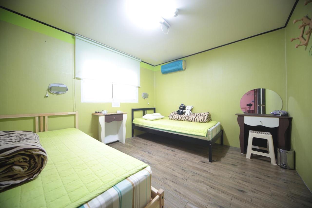 Comeinn Guesthouse Hongdae - Female Only Seul Esterno foto